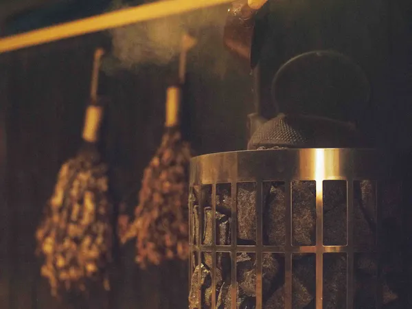 【รวมอาหารเย็นและเช้า】แผนบาร์บีคิวเนื้อโอมิ×ซาวน่าชา