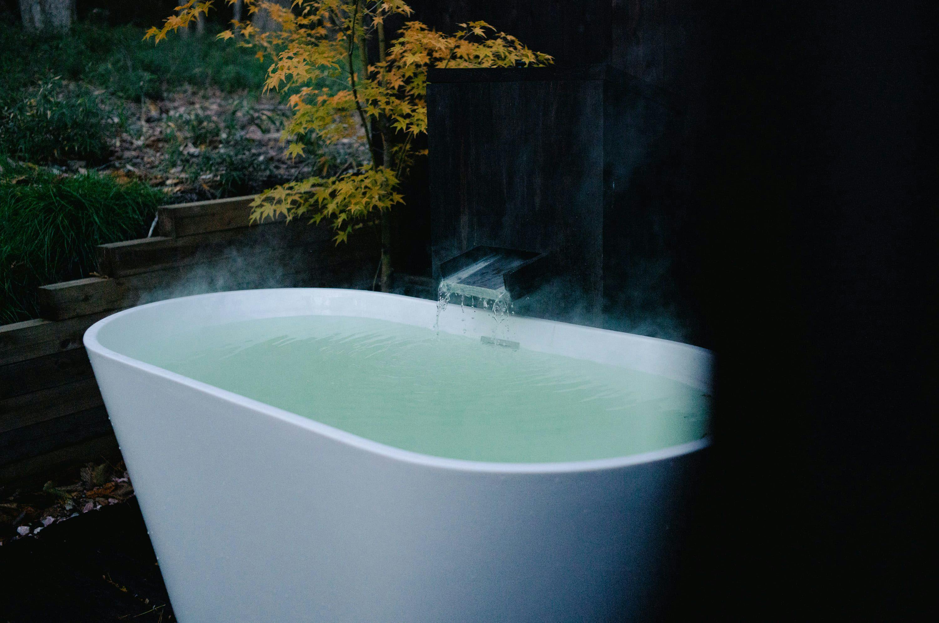 แผนพร้อมบ่อน้ำพุร้อนกลางแจ้งแบบเปิดโล่ง