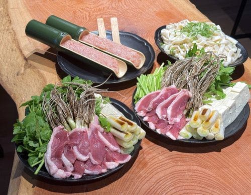 冬の宮城名物、滋味深い味わい『鴨せり鍋』