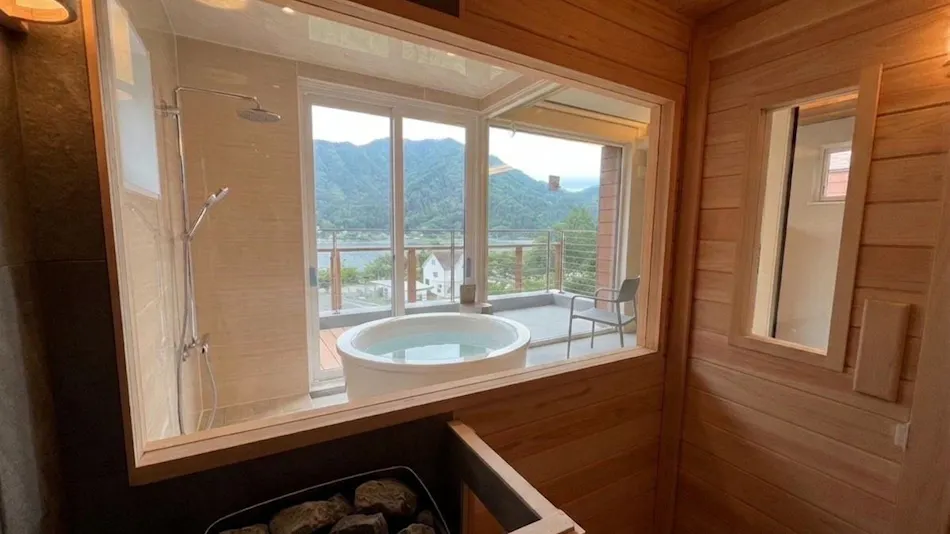 totonoco Lakeside Hideaway
