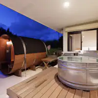バレルサウナ・水風呂