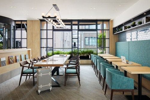 ＜コミューナルラウンジ＞