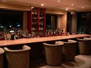 バー J-Lounge/14階