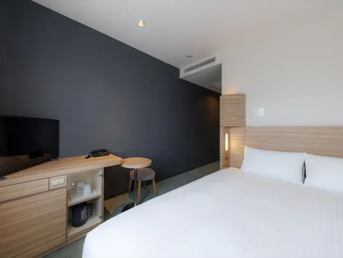 【スタンダードダブル(南館)15平米】