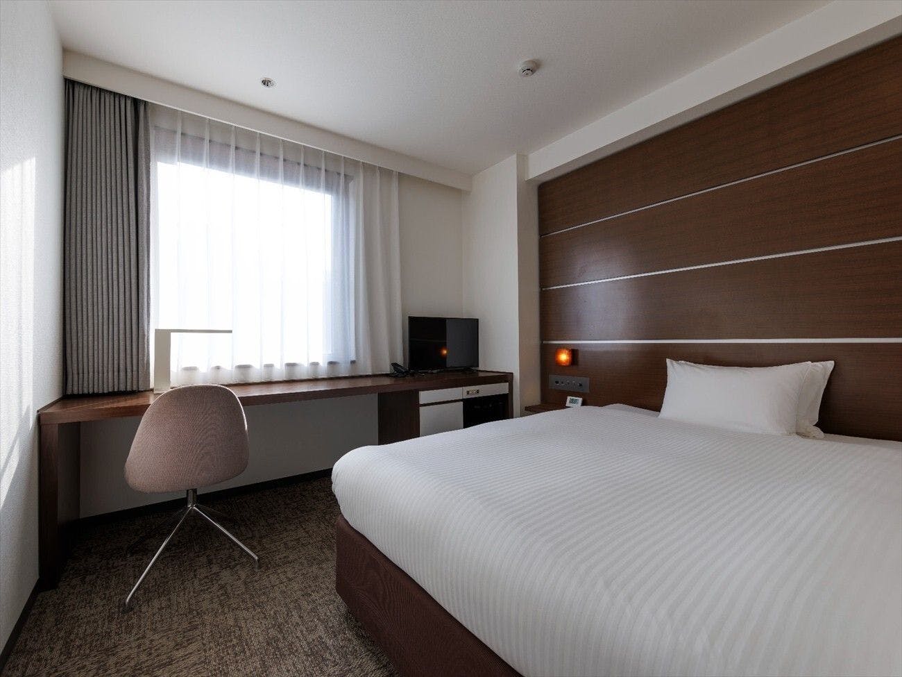 【スタンダードダブル（北館）16平米】