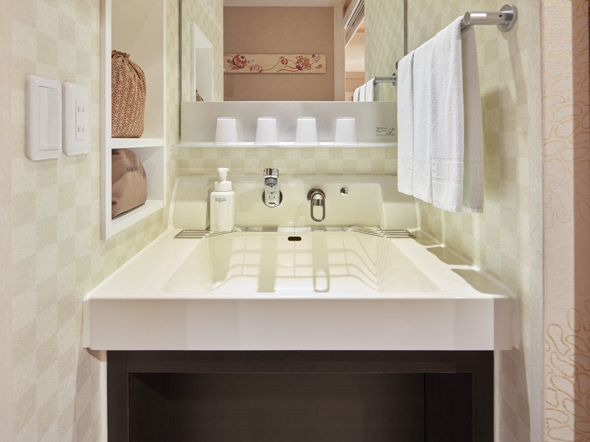 Japanese Modern Force อ่างล้างหน้า