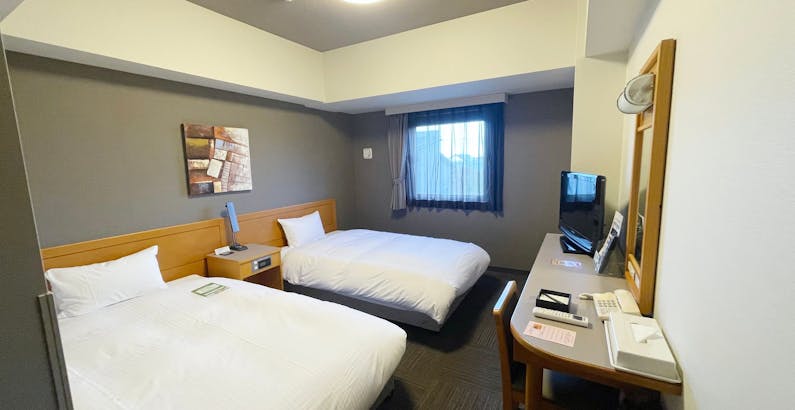 喫煙ツインルーム 無料wifi完備 Bs Wowow視聴可 ルートイン全店で使える もちろん当館のレストランでも グループ共通お食事券 1 000円 付プランプラン ホテルルートイン燕三条駅前 一休 Comビジネス 喫煙ツインルーム 無料wifi完備 Bs Wowow視聴可 ルートイン全店で使える もちろん当館のレストランでも グループ共通お食事券 1 000円 付プランプラン ホテルルートイン燕三条駅前 一休 Comビジネス