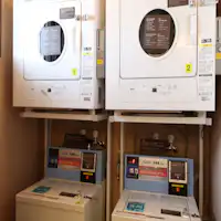 ◆無料洗濯機 乾燥機は20分100円