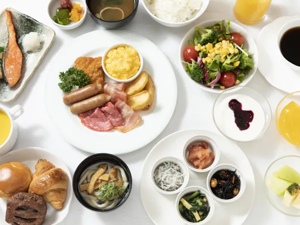 【日・月曜限定】<朝食付き>曜日限定でお得に滞在!ビジネスの前泊や観光に最適!