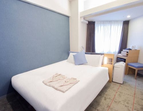 ■ダブルルーム[16平米]一例