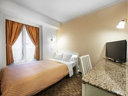 禁煙セミダブル