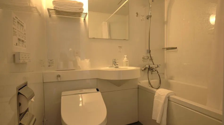 Seven Days Hotel Plus