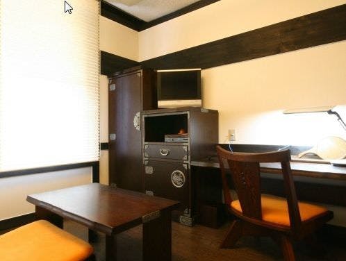 ダブルルーム　調度品