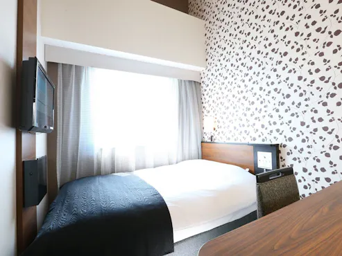 Bilik bujang di bangunan tambahan