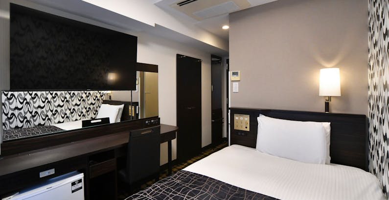 ロングステイ 13 00チェックイン 翌13 00チェックアウト 最大24時間滞在可能プラン アパホテル 新橋 御成門 一休 Comビジネス