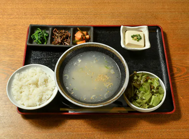 ■朝食 サムゲタンスープ