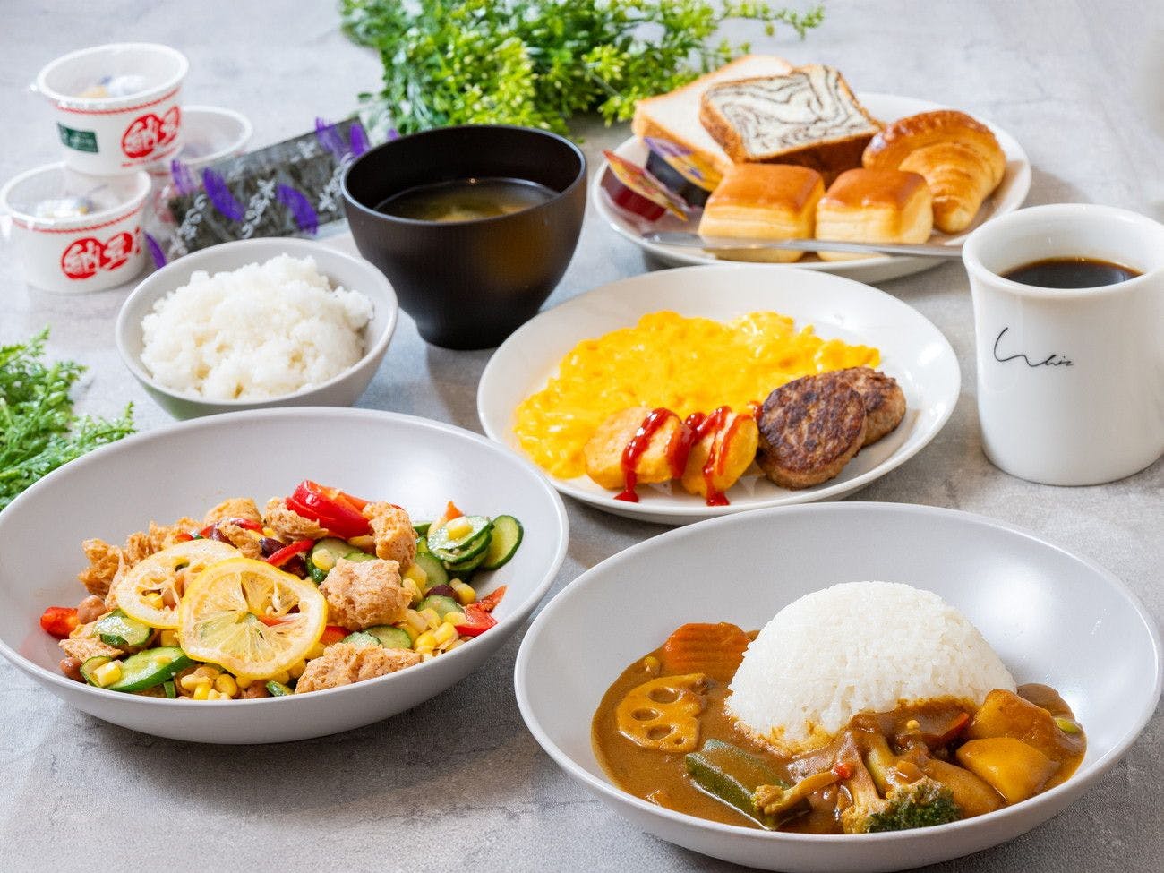 【朝食付】2種のカレーと和洋朝食ミニビュッフェ！