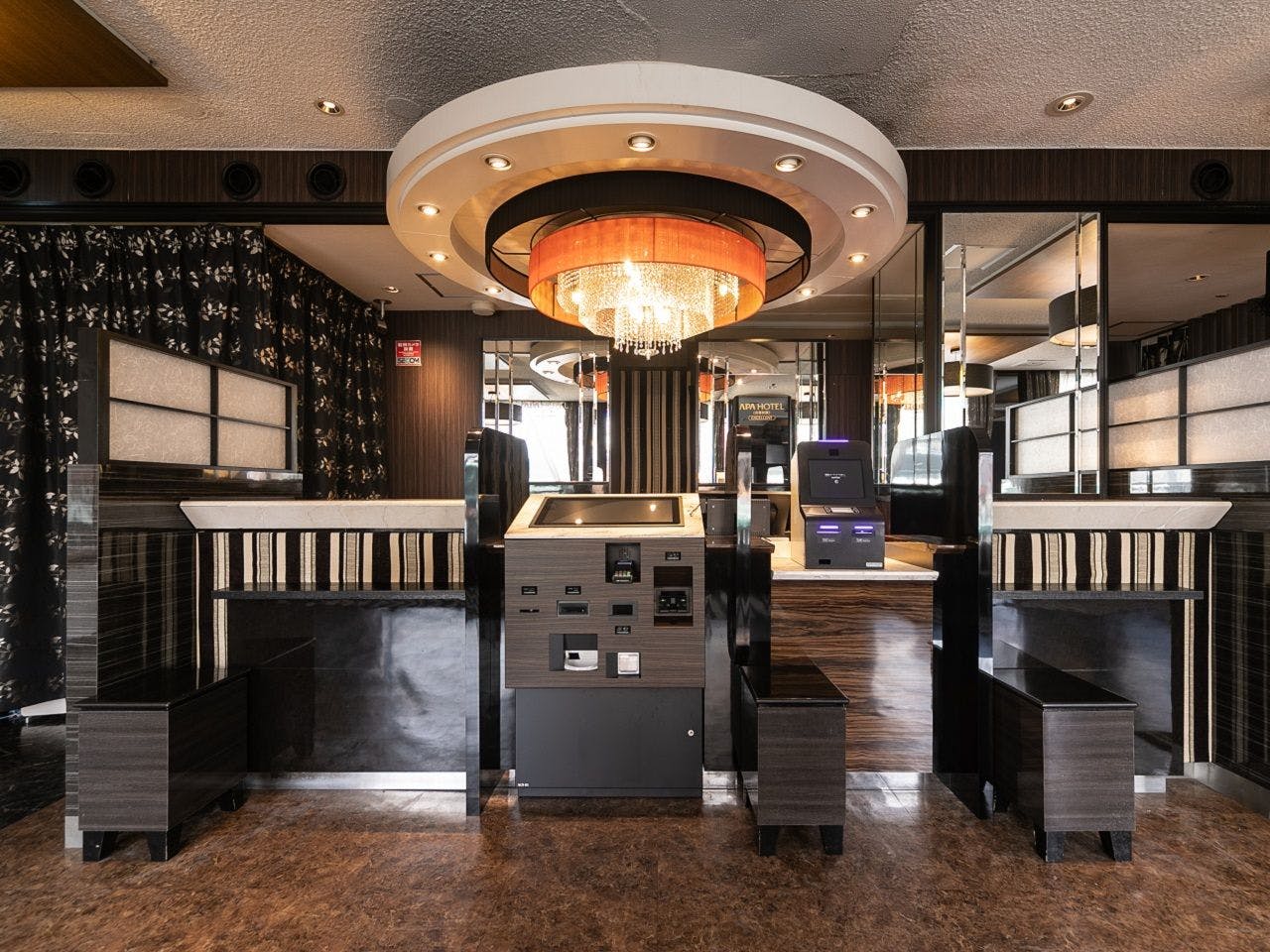 ホテルフロント