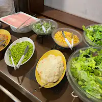 ◇ อาหารเช้า: ตัวอย่างบาร์สลัด