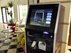 ＫＡＲＩＹＵＳＨＩ　ＬＣＨ．Ｉｚｕｍｉｚａｋｉ　県庁前