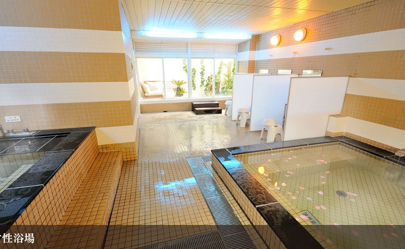 ห้องอาบน้ำสำหรับผู้หญิง