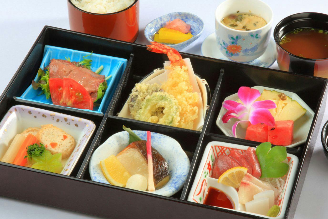 南の美ら花 ホテルミヤヒラ