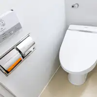 โถสุขภัณฑ์พร้อมระบบฉีดชำระด้วยน้ำอุ่น