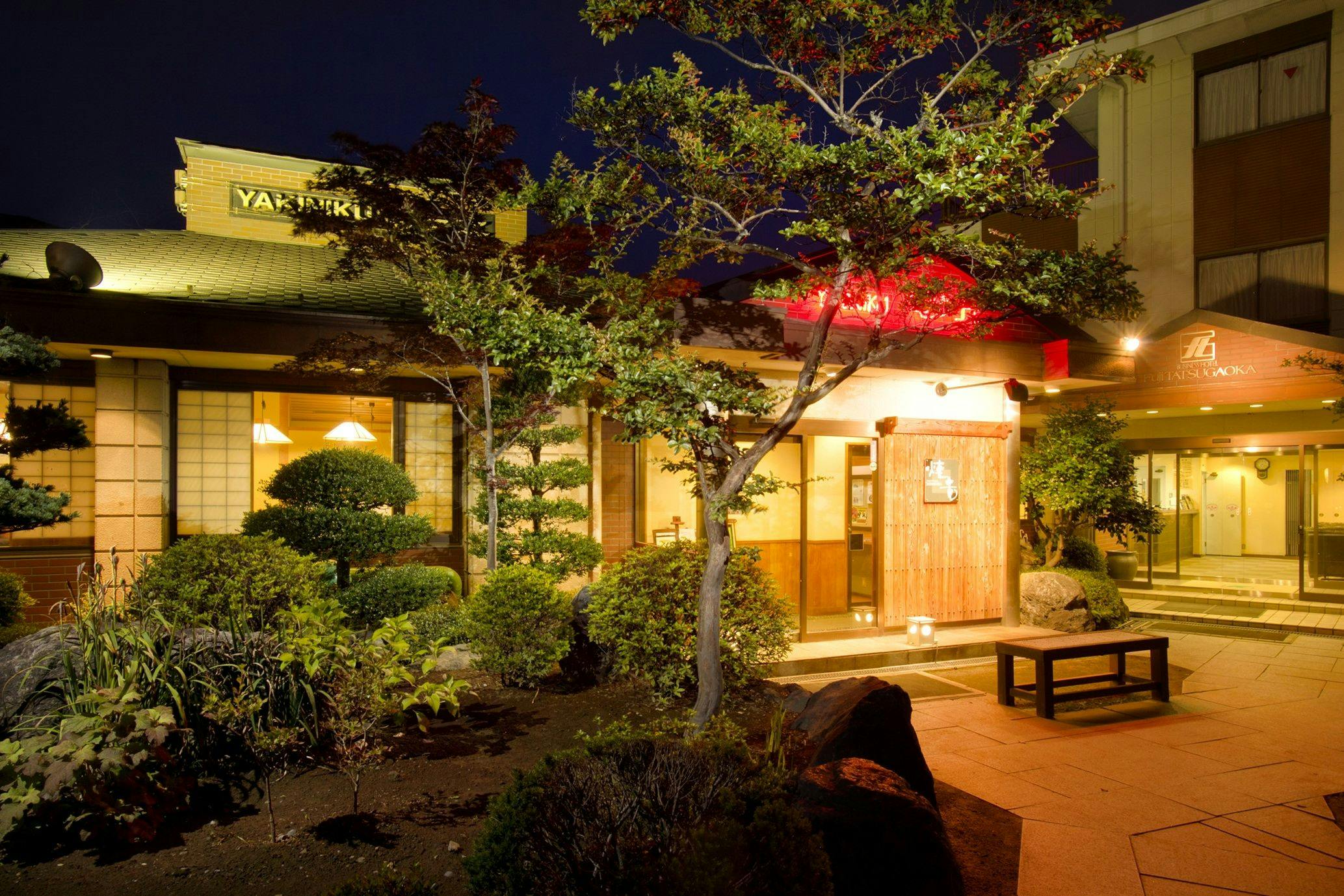 併設施設焼肉竜ヶ丘