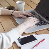 Gambaran kerja jarak jauh di Hotel