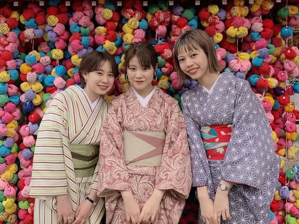 【平日限定】着物ではんなり京都旅!館内着付け&翌日フロント返却で気楽に体験~食事なし~