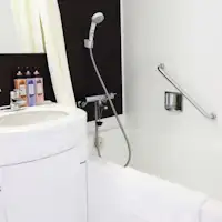 ห้องน้ำในห้องพัก
