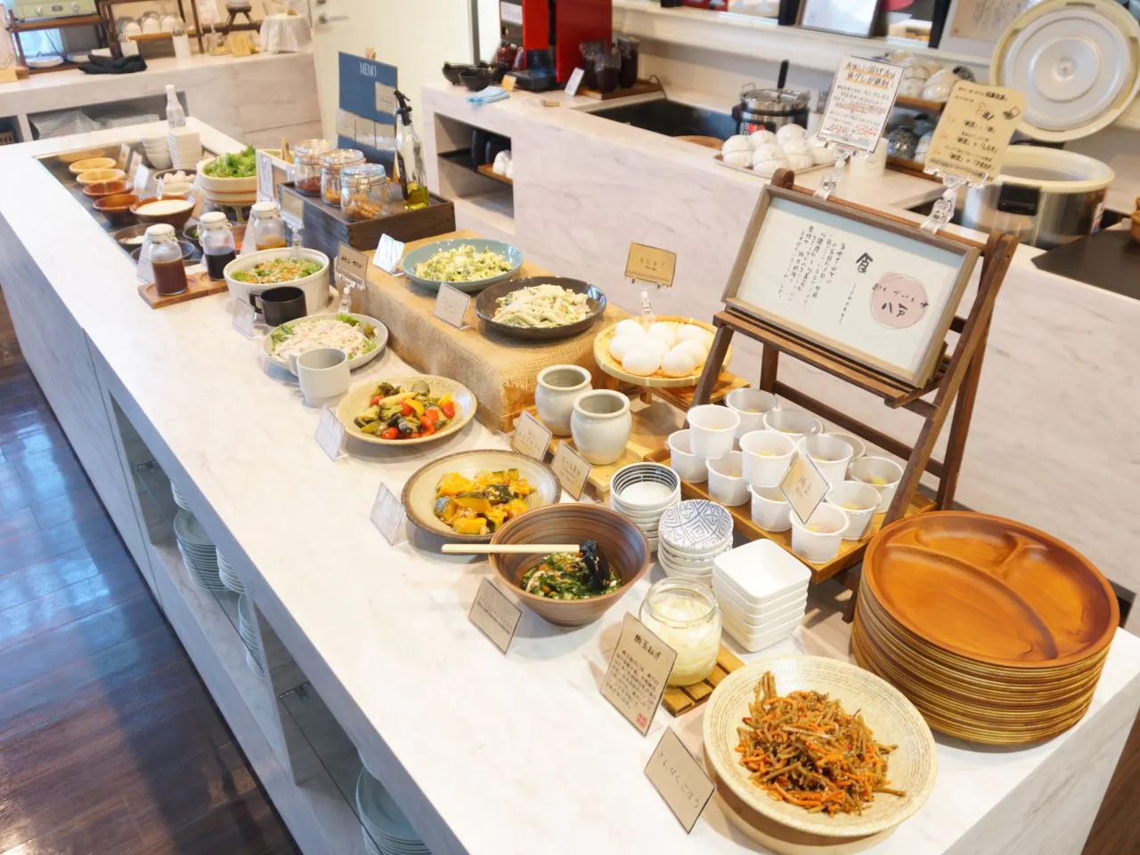 朝食バイキング