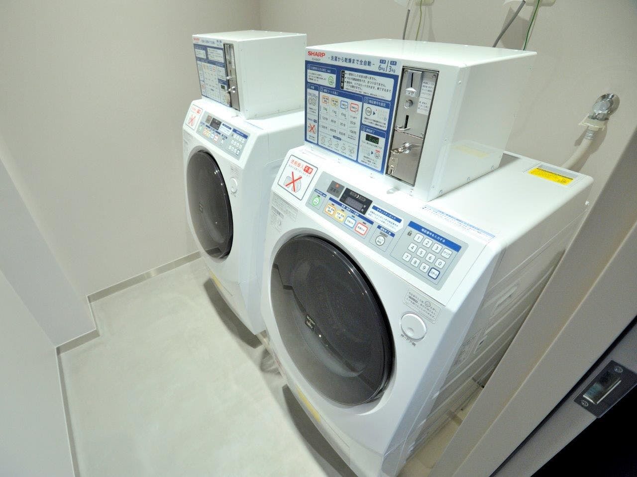 コインランドリー(1階)