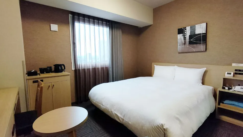 Hotel Route-Inn Takaoka Ekimae