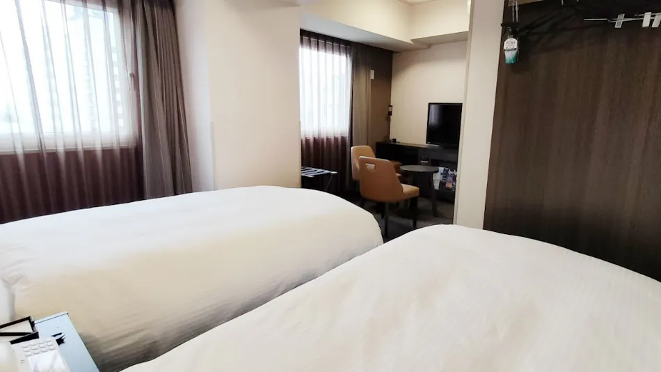Hotel Route-Inn Takaoka Ekimae