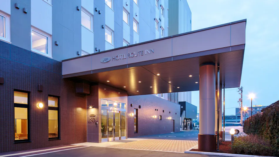 Hotel Route-Inn Takaoka Ekimae