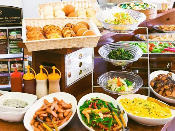 【早割28】28日前予約で最大割引!<無料朝食バイキング&ハッピアワードリンク1杯>