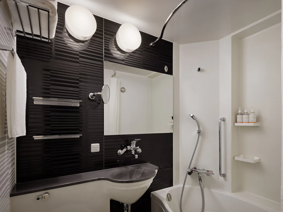 バスルーム(ダブルルーム)