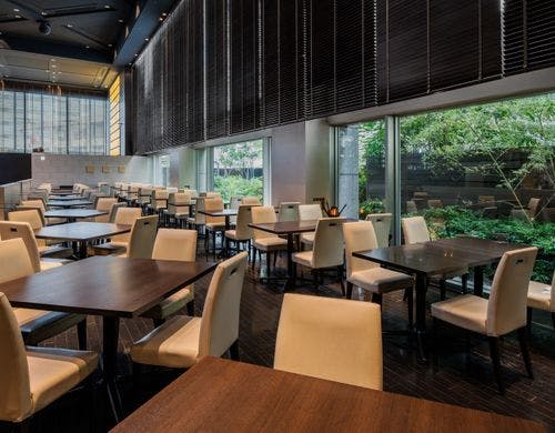 メインタワー 1F 「LUXE DINING HAPUNA」