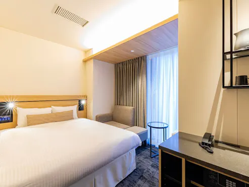 【禁煙】スタンダードダブル<17平米>