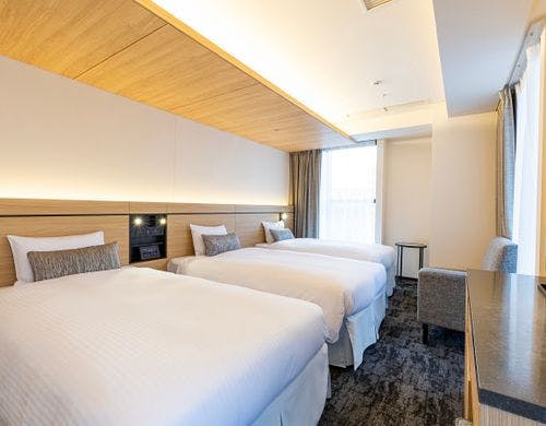 モデレートトリプルルーム＜28平米＞