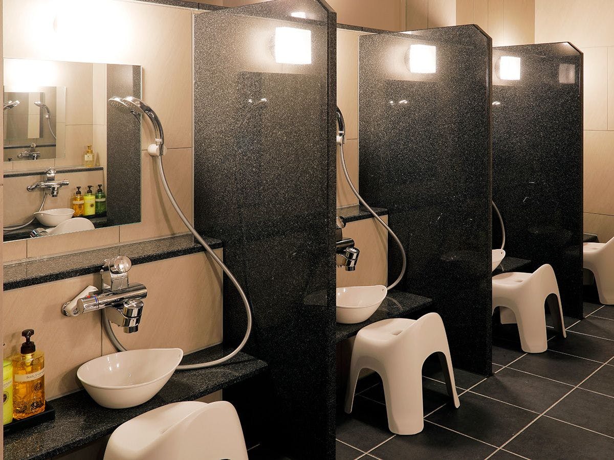 พื้นที่อาบน้ำสาธารณะ