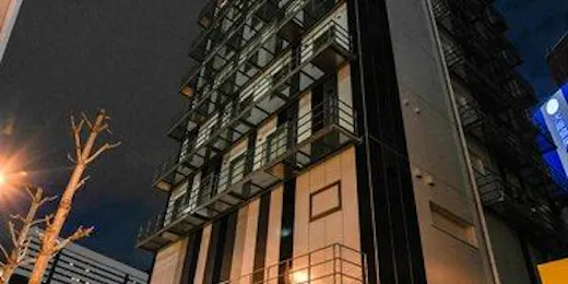 JR西日本グループ ヴィアイン新大阪正面口