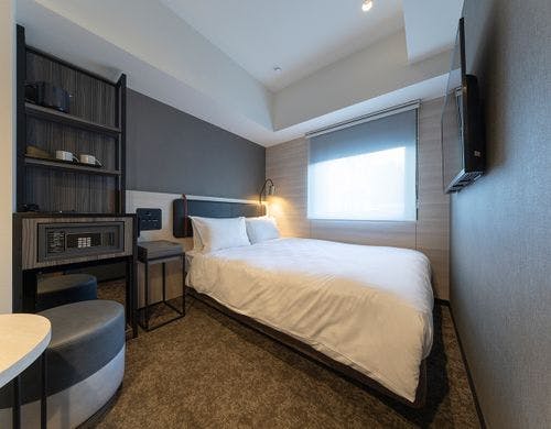 ユニバーサルダブル