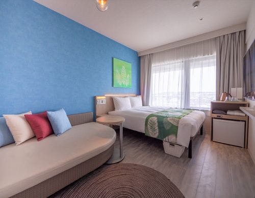 SALONIAのヘアアイロン・ドライヤー