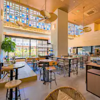 レストラン「The Gozero Grill」