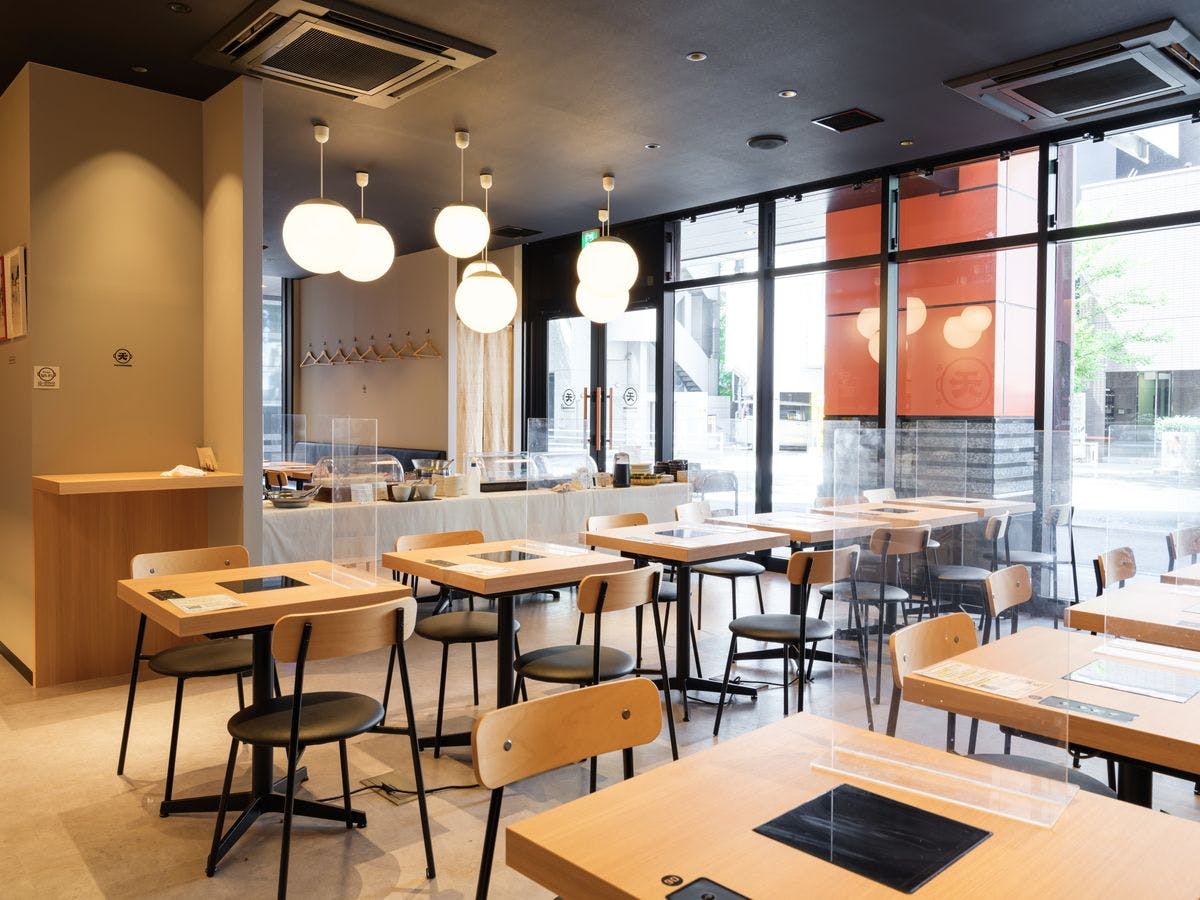 アパホテル＆リゾート〈博多駅東〉