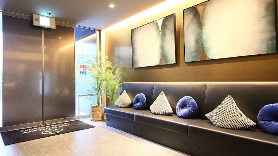 Dynasty Hotel & Resort Osaka