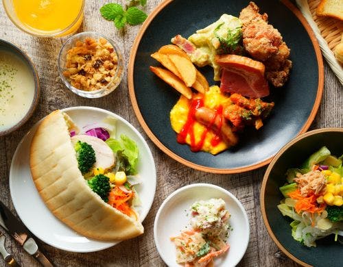 朝食ビュッフェ
