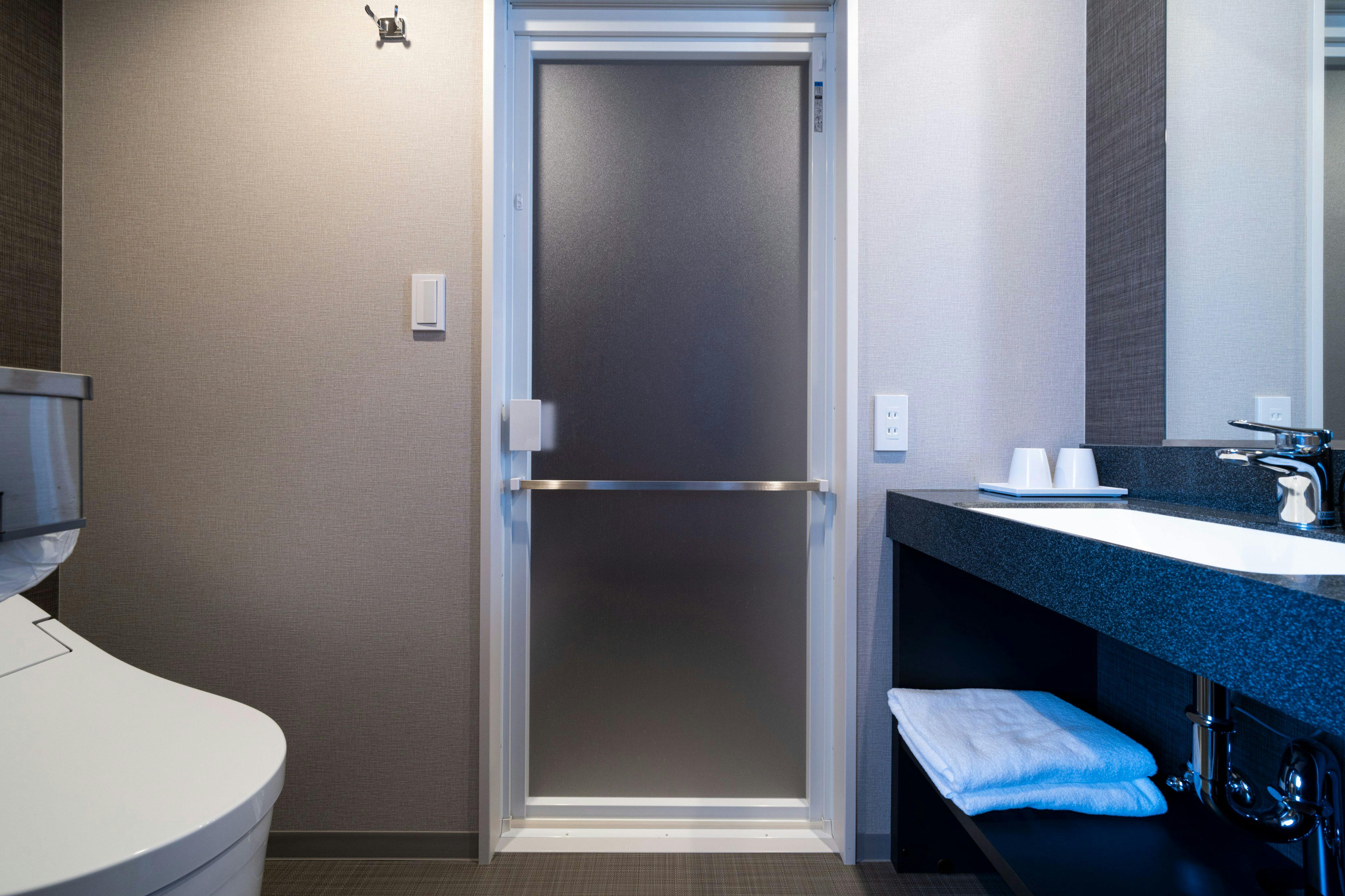 トイレ・ベーシン（デラックスツイン）